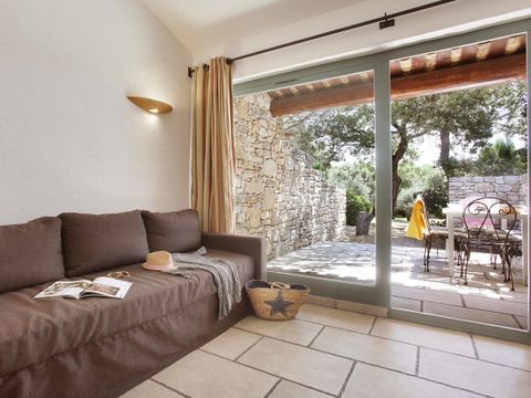 Résidence Odalys Référence La Bastide des Chênes - Camping Vaucluse